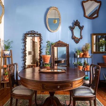 Charming In A 19th Century Building * Lisbon