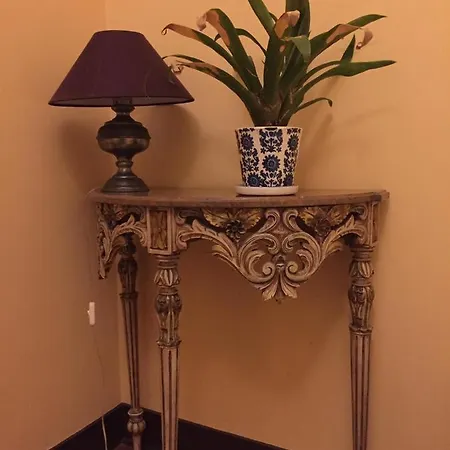 Charming In A 19th Century Building Appartement *