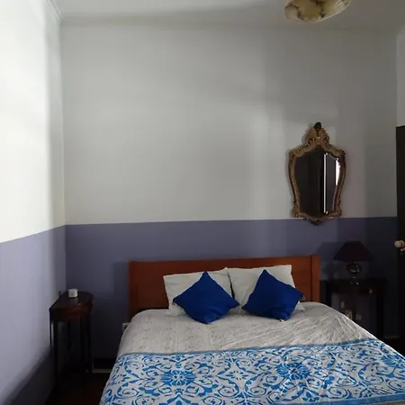 Charming In A 19th Century Building * Lisbona