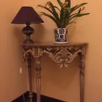 Charming In A 19th Century Building Apartamento *