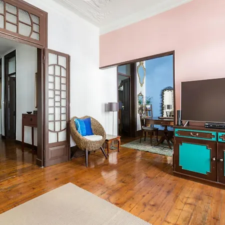 Charming In A 19th Century Building Apartmán